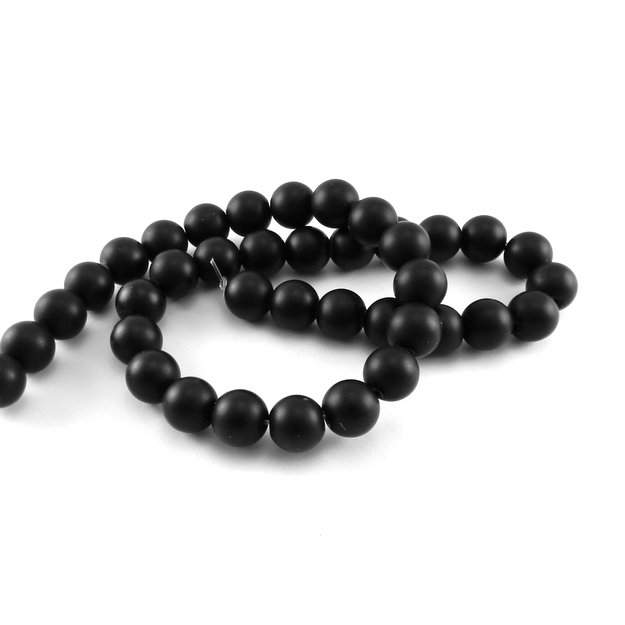 <b>Juodas akmuo</b> matinis apvalus ~10mm juosta