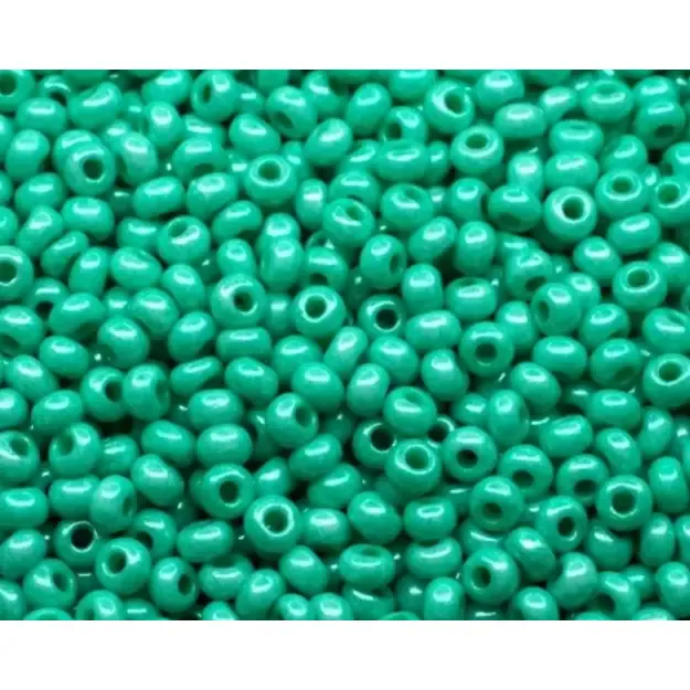 Čekiškas biseris Opaque-Lustered žalias(16358) 10/0 50g