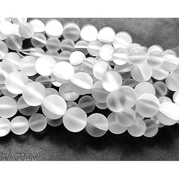 Stiklinis karoliukas apvalus matinis  skaidrus 10mm, juosta