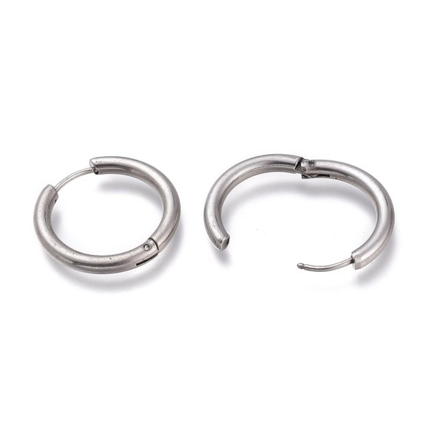 žiedai auskarams nerūdijančio plieno 24x3mm