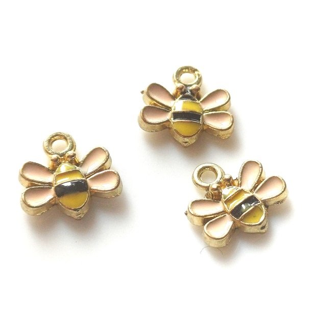 Emaliuotas pakabukas "Bitutė" 10x10mm